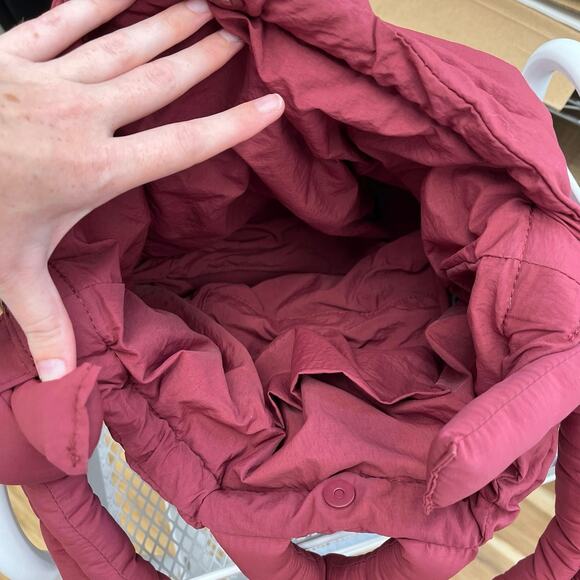 OLEND Ona Soft Bag Nylon Puff Padded Lightweight Convertible Backpack Cherry Red - Picture 9 of 12